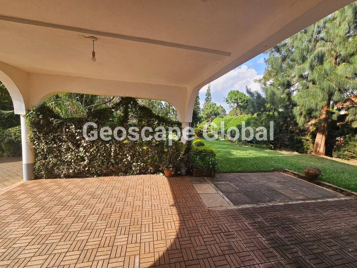 5 Bed House with En Suite in Nyari - 6