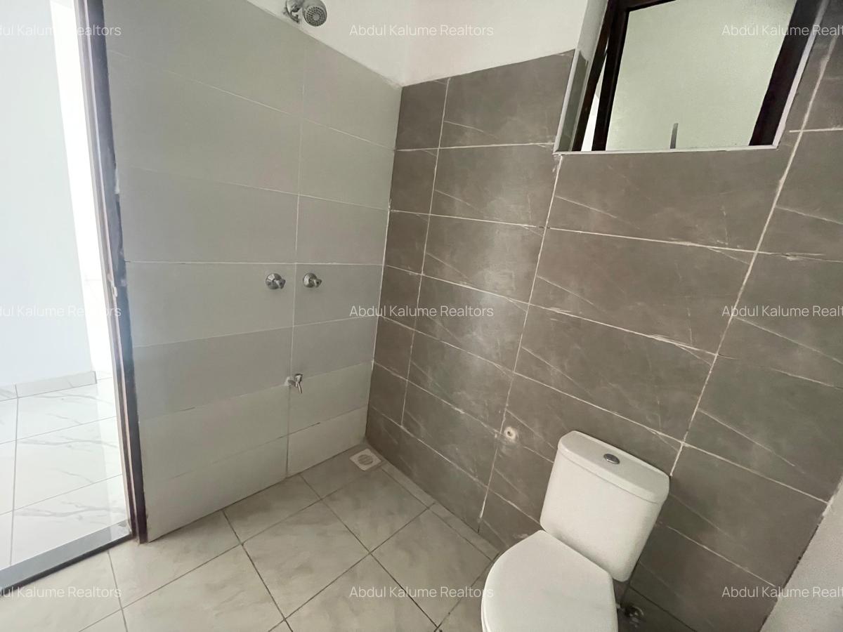 Serviced 3 Bed Apartment with En Suite at Bamburi - 8