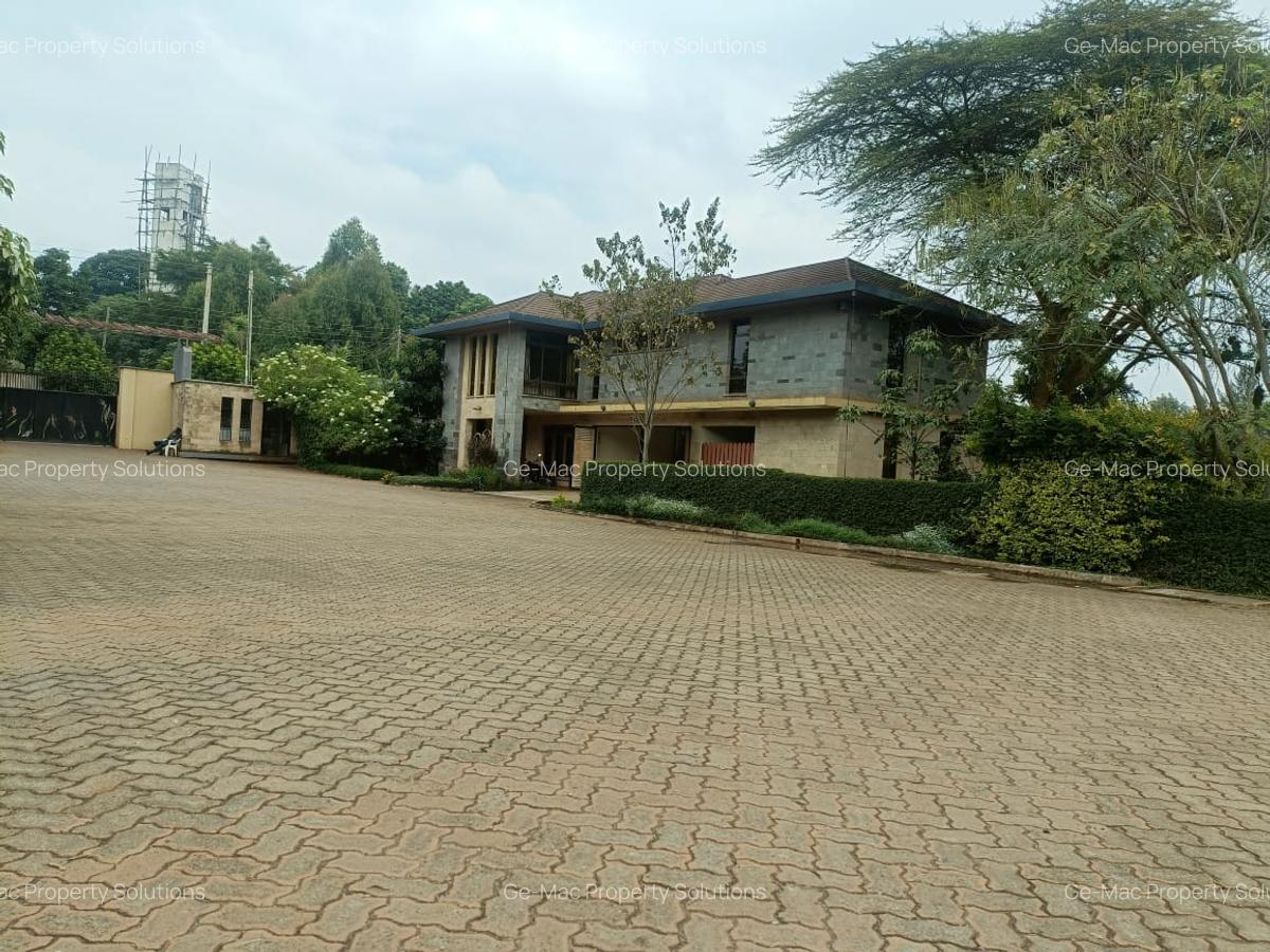 4 Bed House with En Suite in Runda - 15