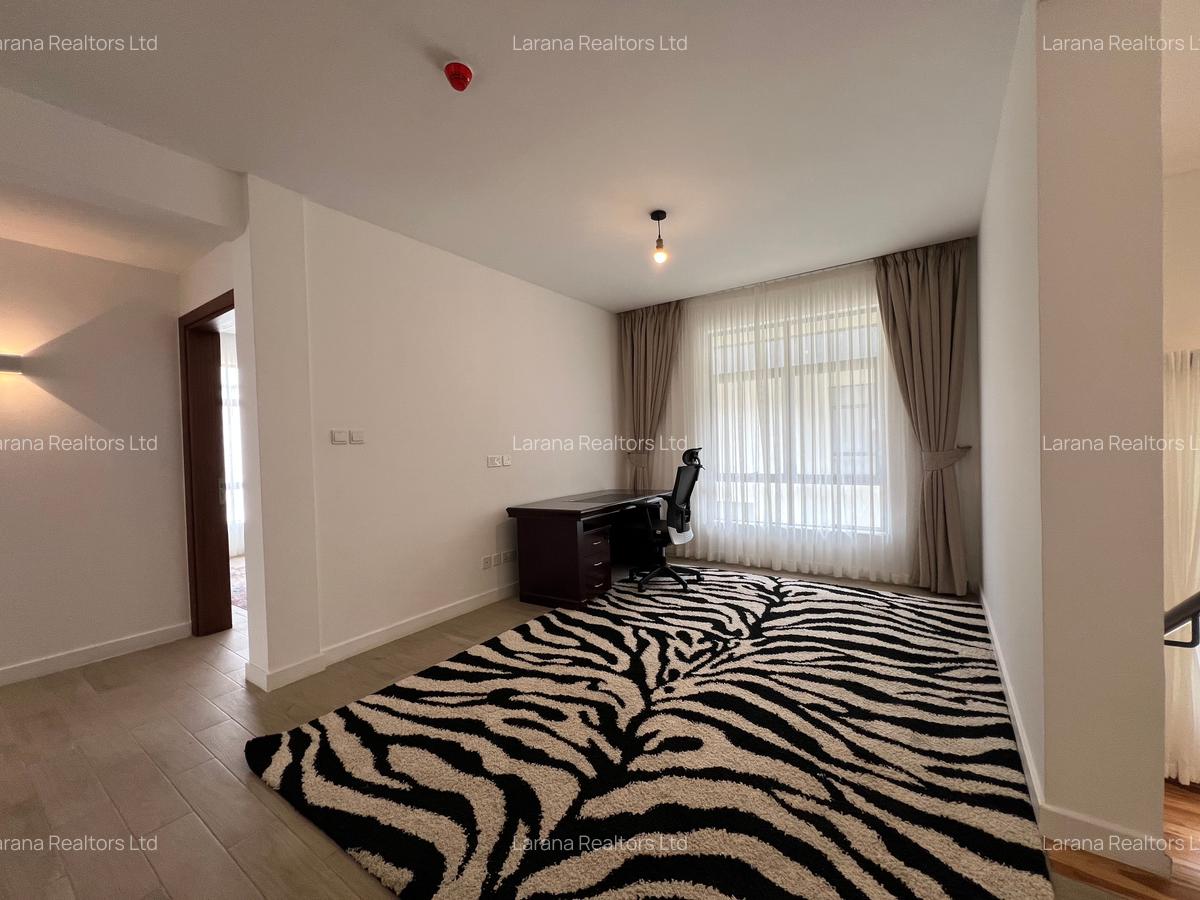 Furnished 4 Bed Apartment with En Suite at Two Rivers - 9