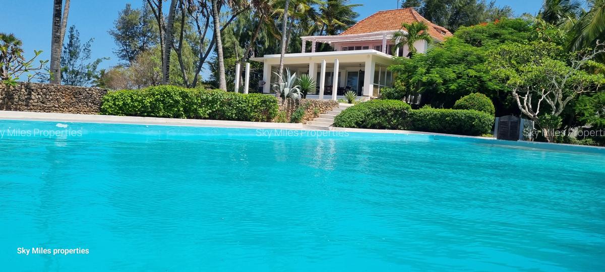 4 Bed Villa with En Suite at Malindi - 3