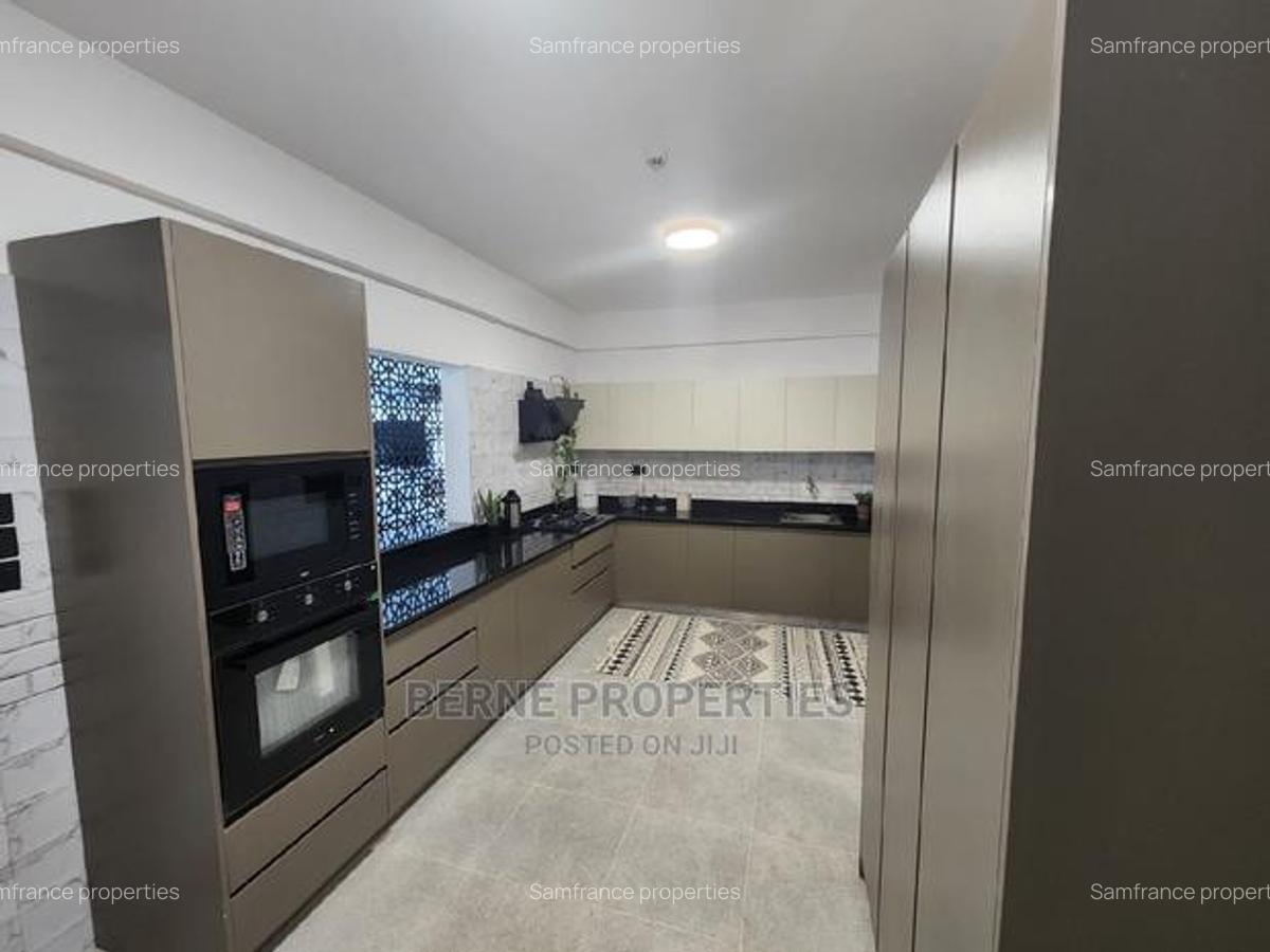 Serviced 3 Bed Apartment with En Suite at Off Links Road - 4