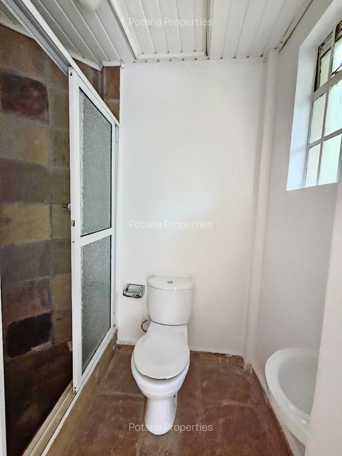 4 Bed Townhouse with En Suite in Spring Valley - 12