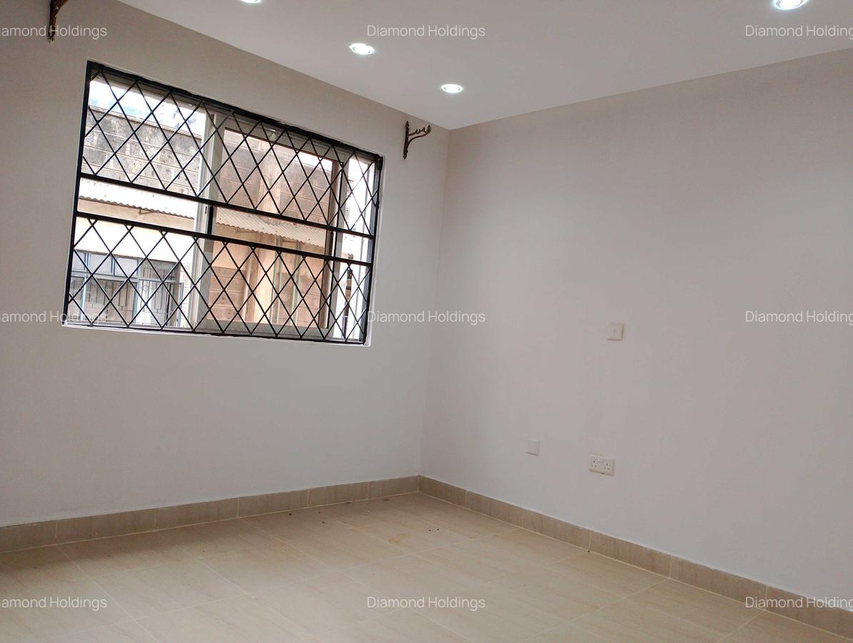 5 Bed Apartment with En Suite at Parklands - 10