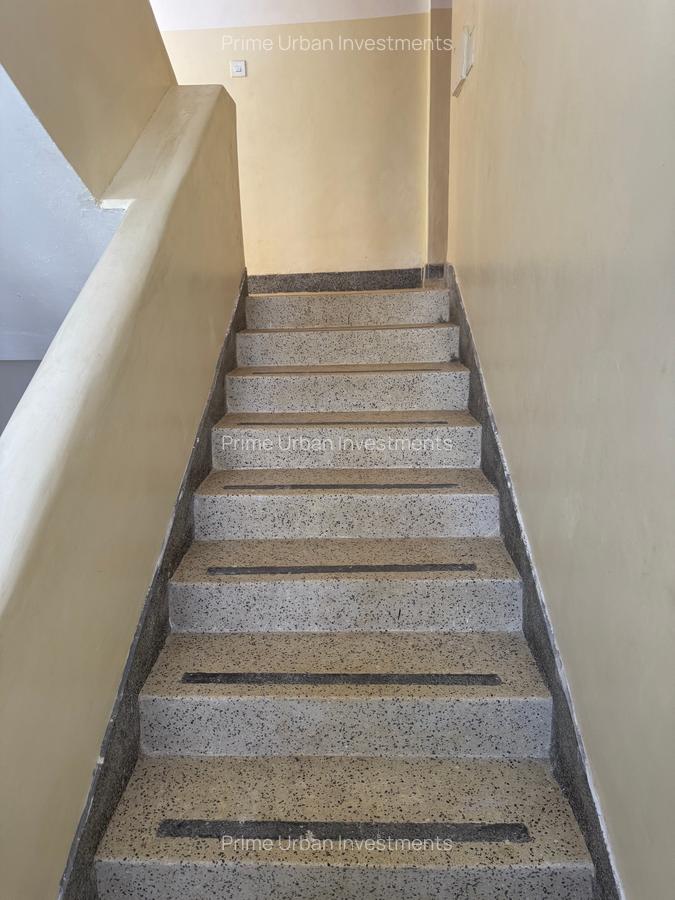 Serviced 2 Bed Apartment with En Suite in Mtwapa - 17
