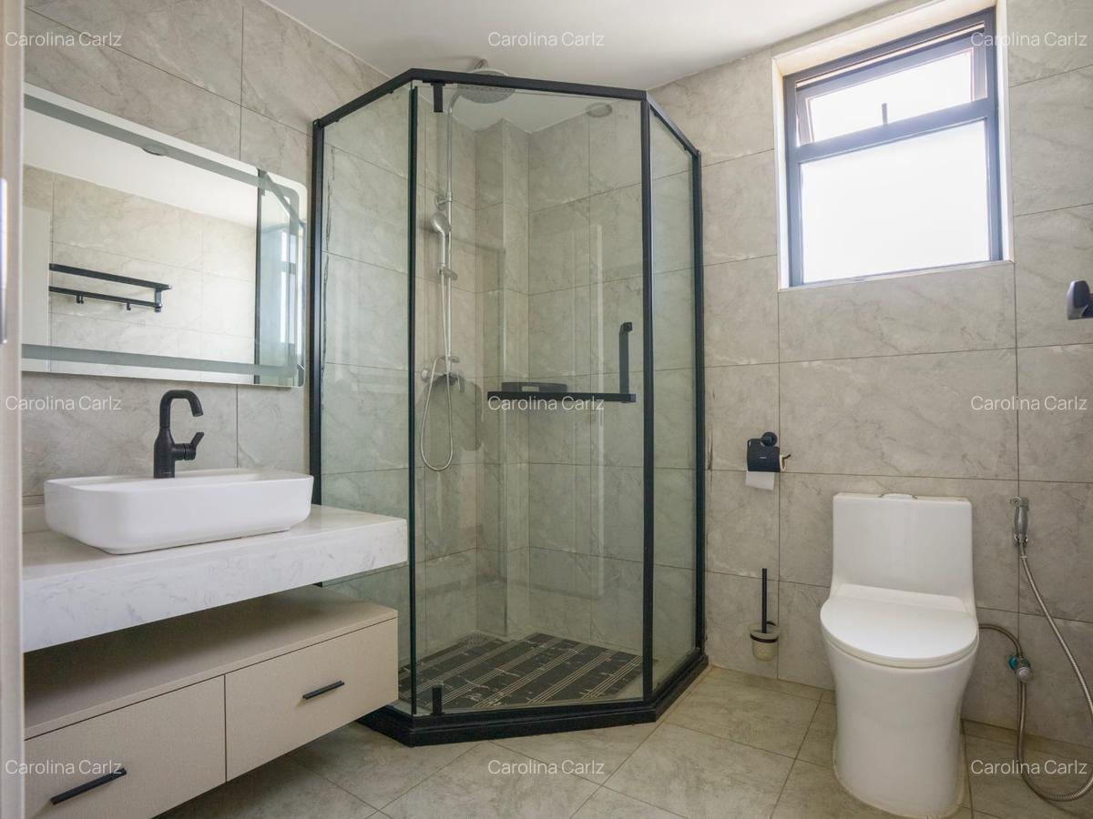 Furnished 5 Bed Apartment with En Suite at Muringa Road - 8