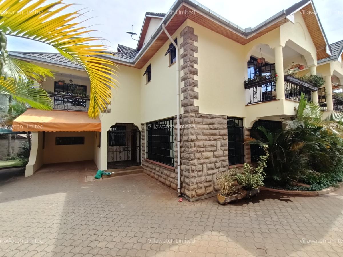 5 Bed Townhouse with En Suite in Lavington - 1