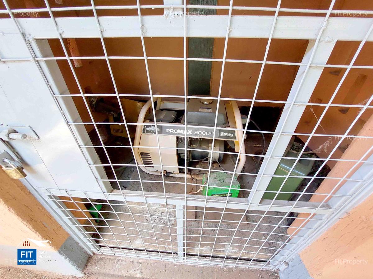 6 Bed House with En Suite at Nairobi - 17