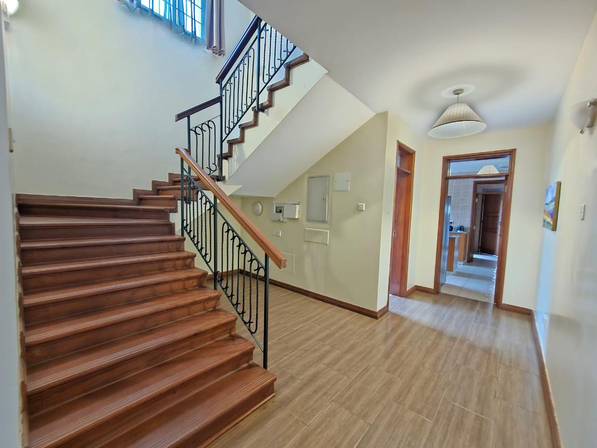 4 Bed Townhouse with En Suite at Runda - 13