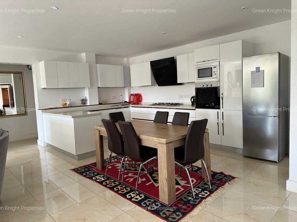 Serviced 3 Bed Apartment with En Suite in Westlands Area - 11