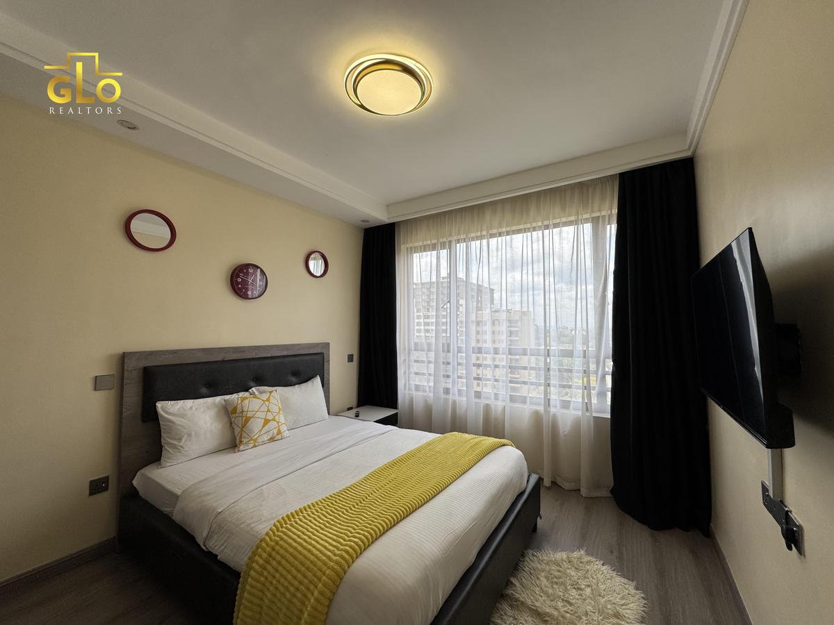 Furnished 3 Bed Apartment with En Suite in Riverside - 13