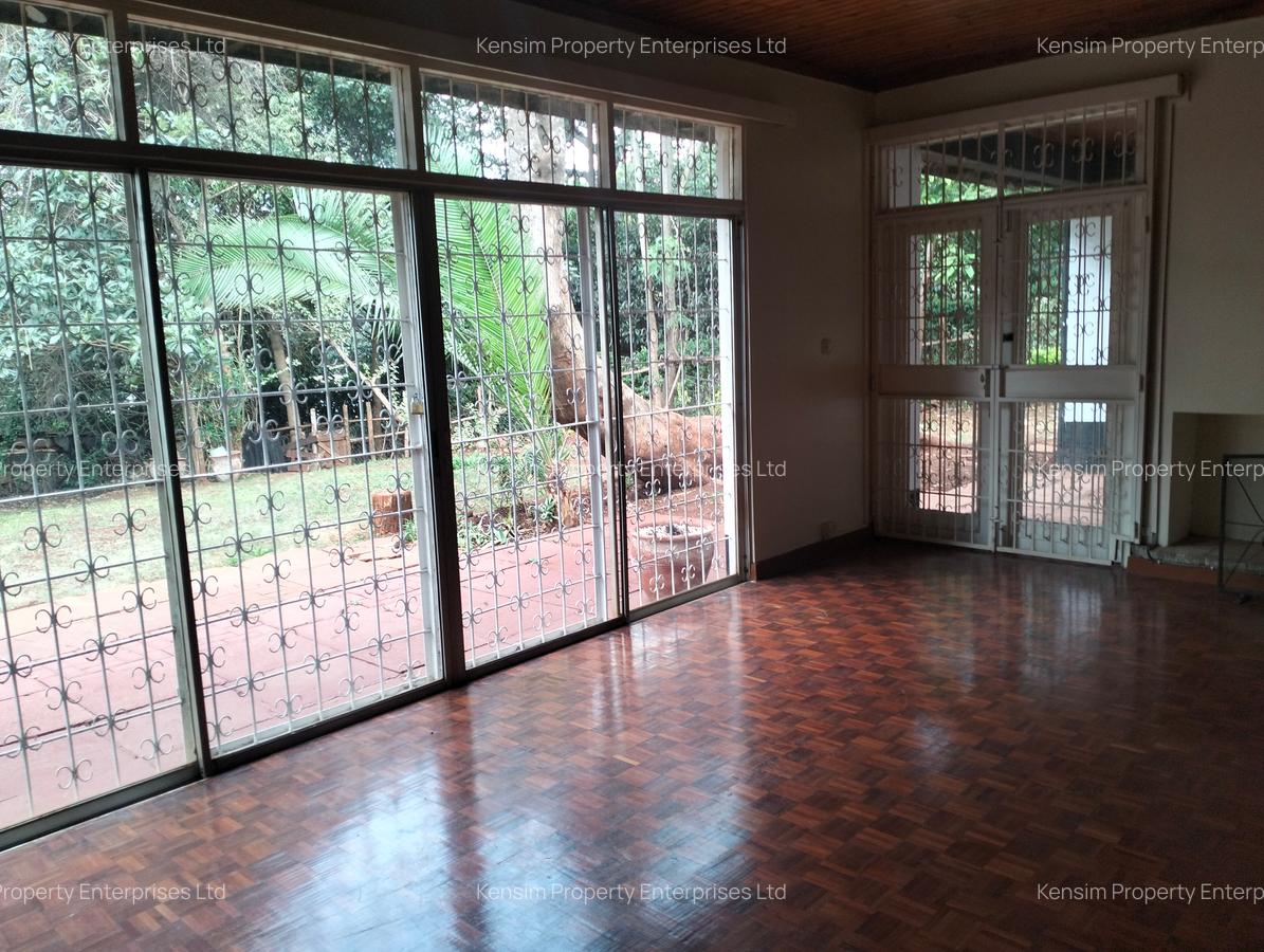 4 Bed House with En Suite in Loresho - 7