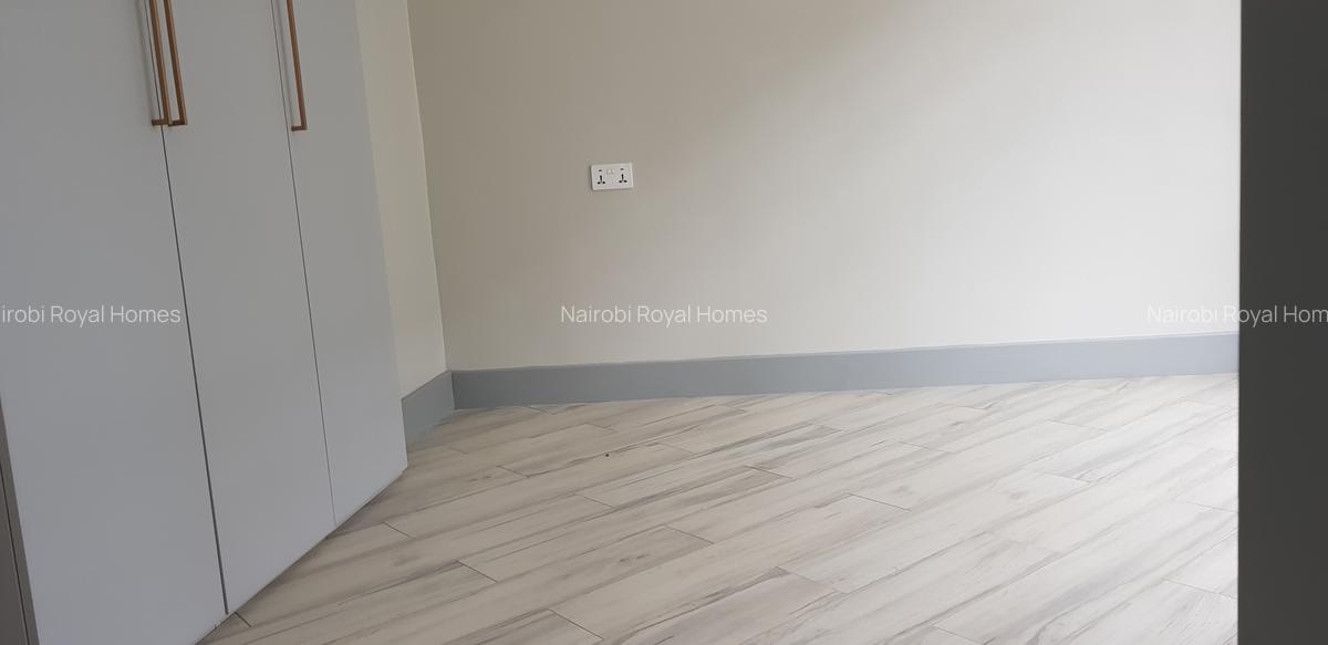 5 Bed Townhouse with En Suite at Kitisuru - 20