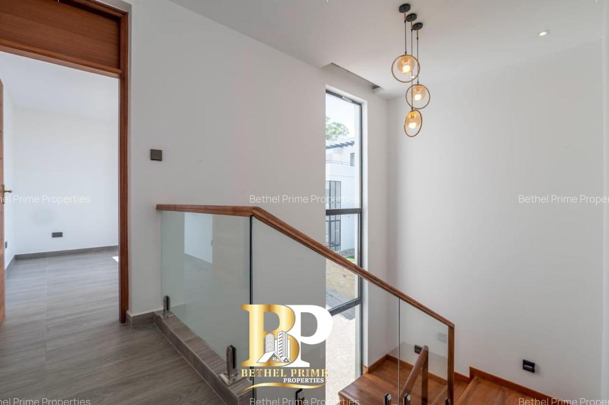 5 Bed Villa with En Suite in Lavington - 9