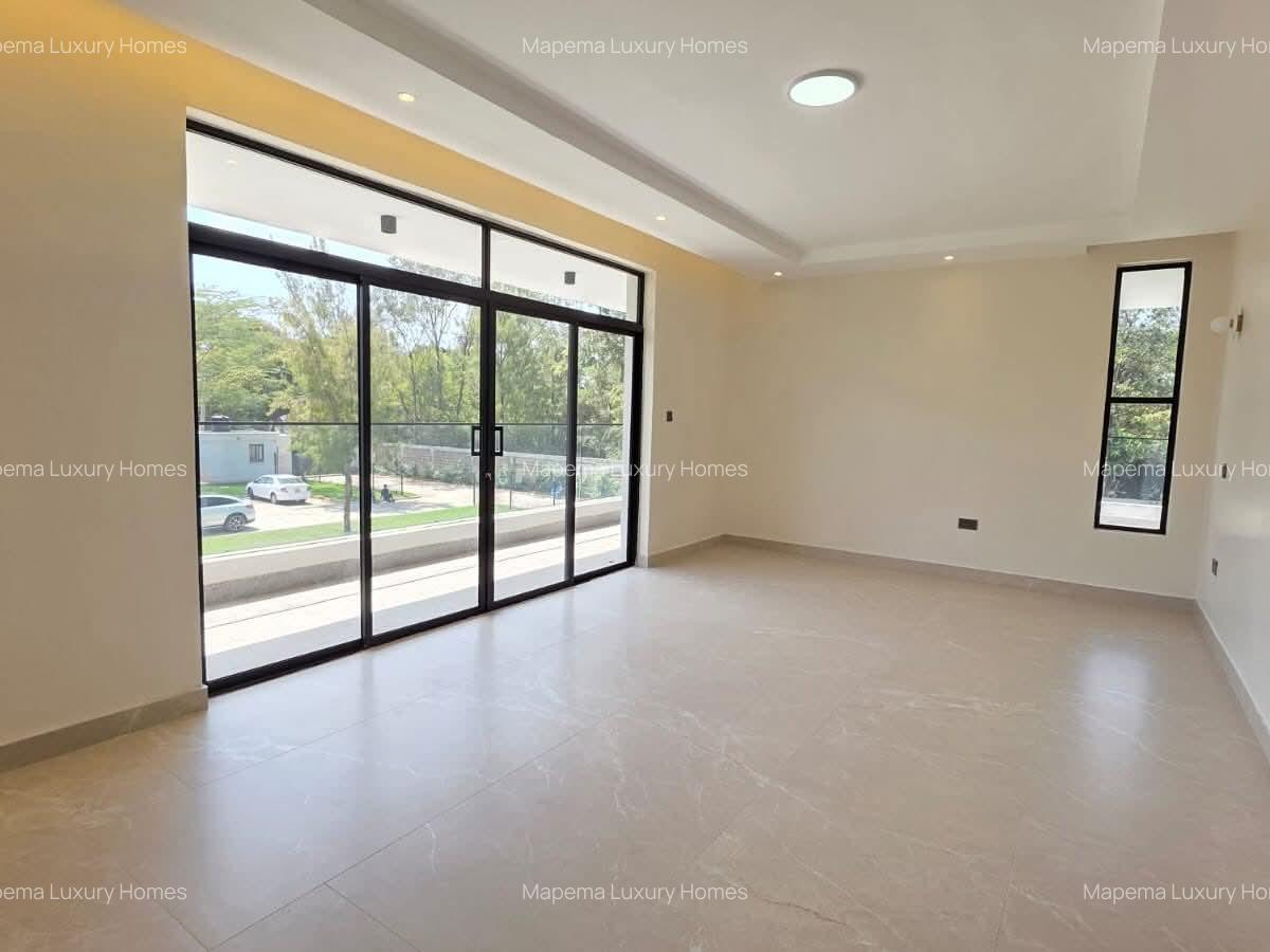 4 Bed Villa with En Suite at Bogani Road - 14