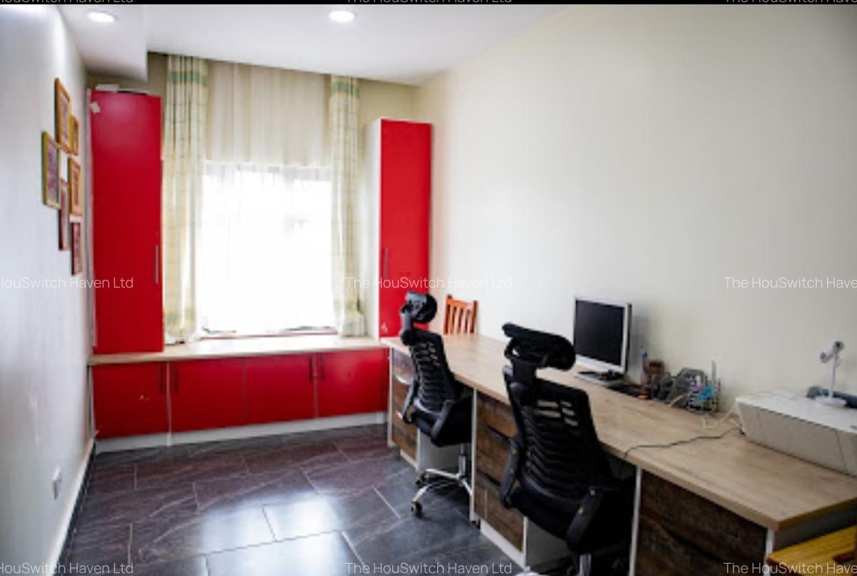 6 Bed House with En Suite at Maasai Lodge Rd - 10