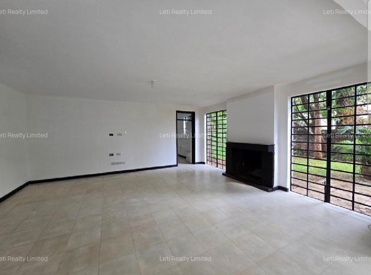 4 Bed Townhouse with En Suite in Lavington - 3