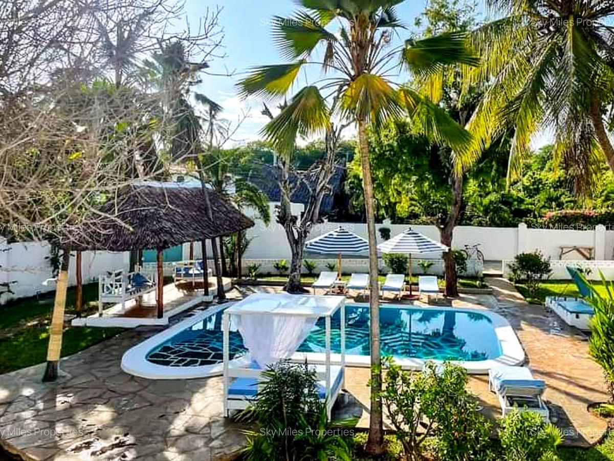 5 Bed Villa with En Suite at Diani - 5