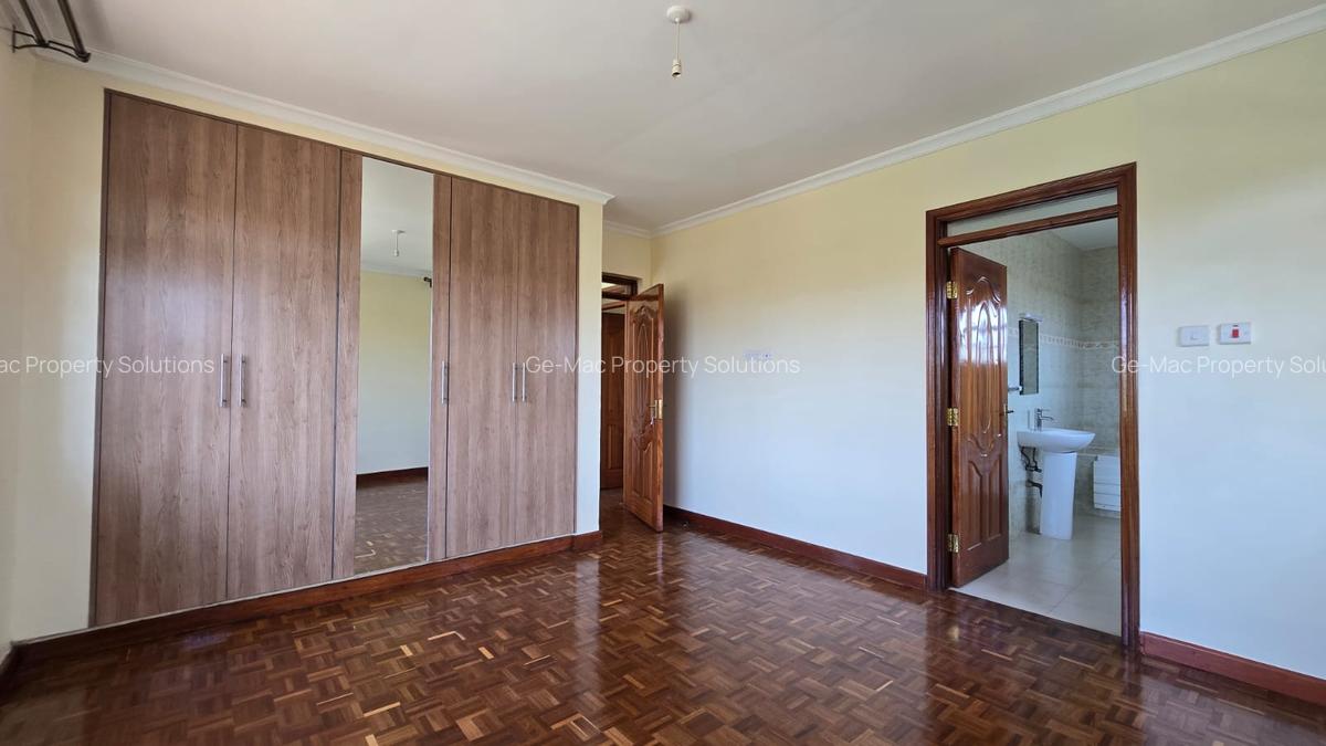 4 Bed House with En Suite at Paradise Lost Road - 13