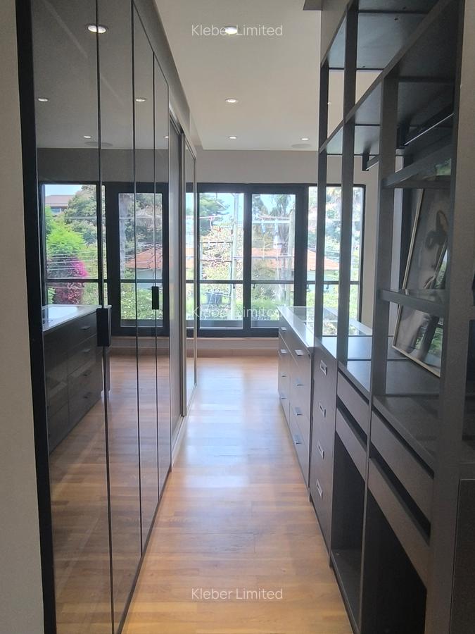 4 Bed Villa with En Suite in Lavington - 19