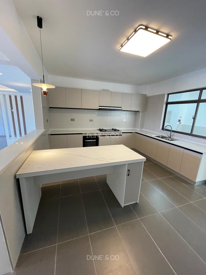 4 Bed Apartment with En Suite in Kileleshwa - 5