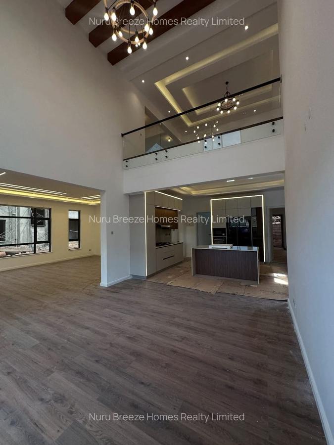 5 Bed Townhouse with En Suite in Lavington - 19