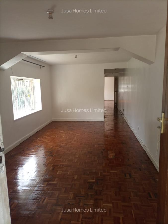 1 Bed House in Lavington - 2