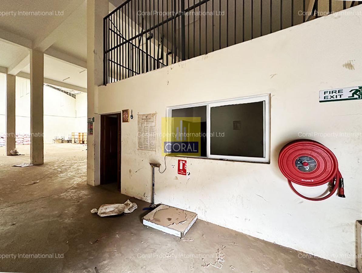 10,700 ft² Warehouse in Ruiru - 19