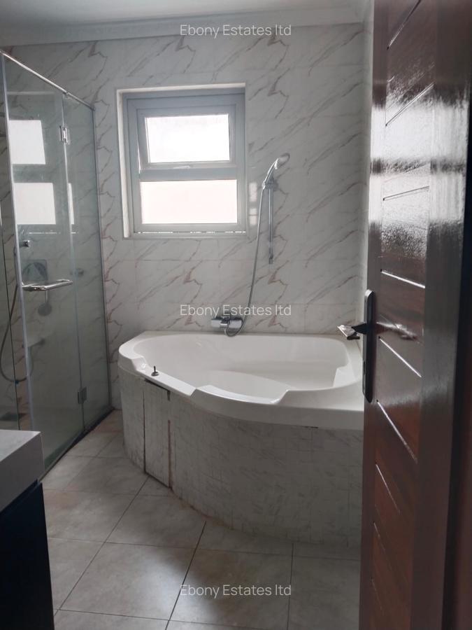 4 Bed Villa with En Suite in Kileleshwa - 15
