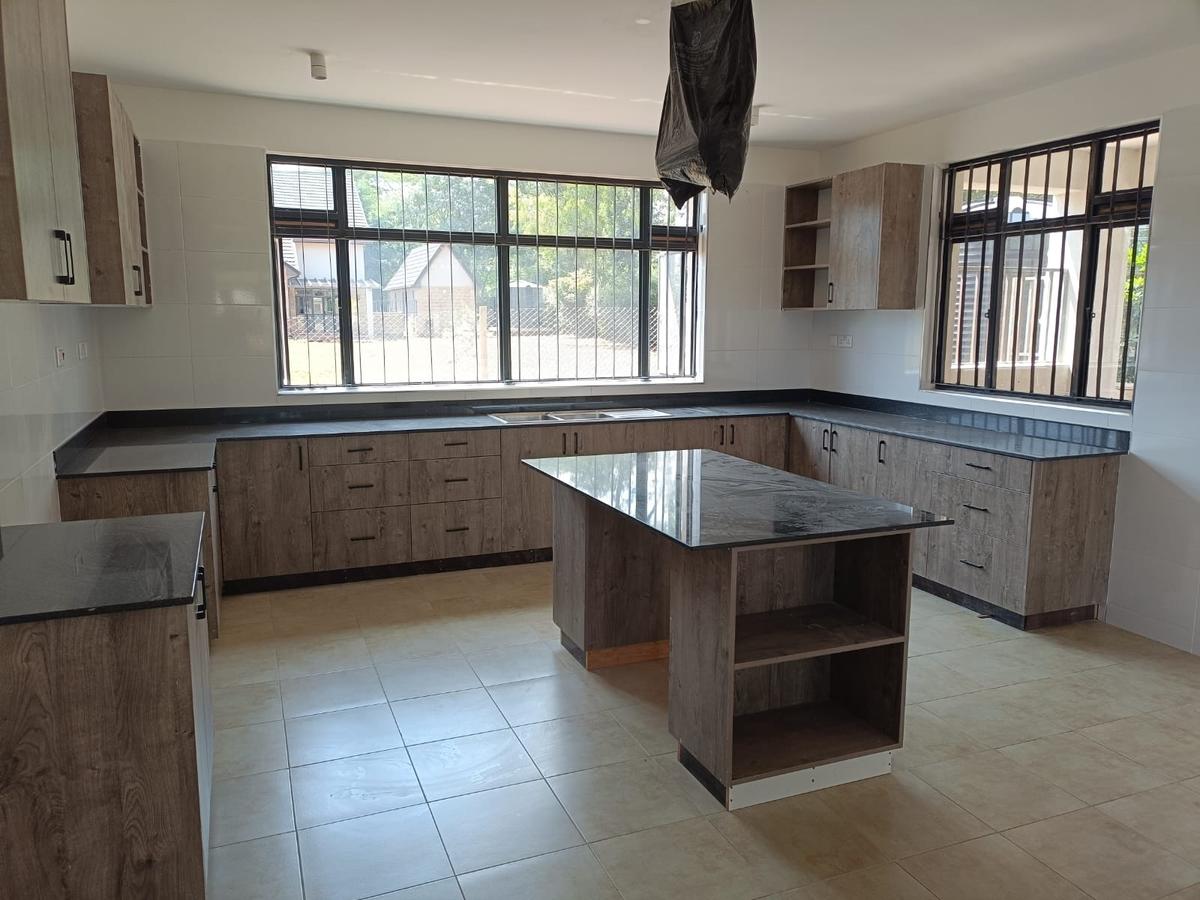 4 Bed House with En Suite in Karen - 5