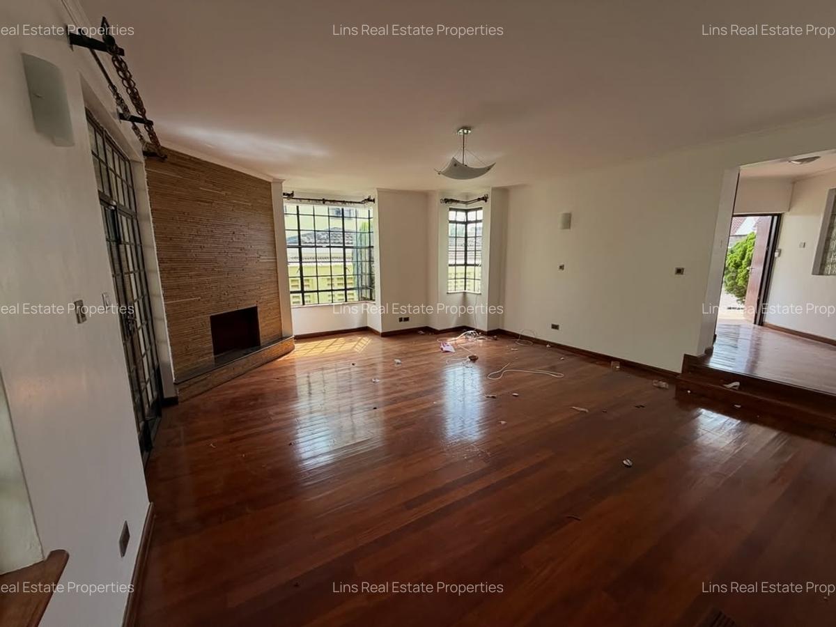 5 Bed Townhouse with En Suite in Lavington - 5