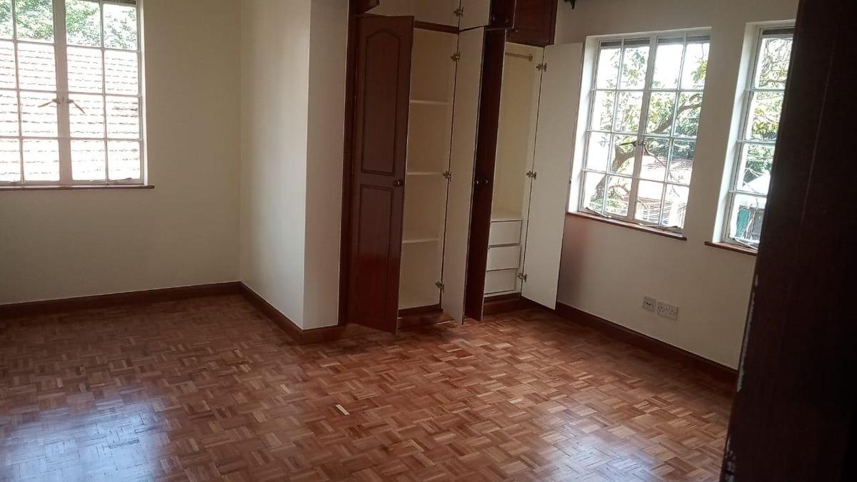 2 Bed Apartment with En Suite in Kilimani - 18