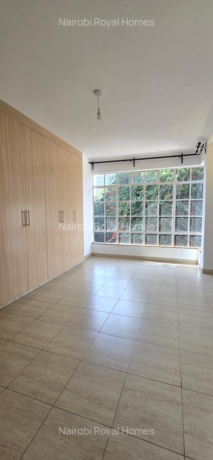 3 Bed Apartment with En Suite at Valley Arcade - 20