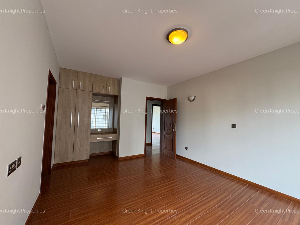 Serviced 3 Bed Apartment with En Suite in Kileleshwa - 14