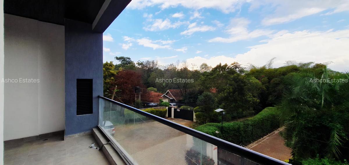 4 Bed Apartment with En Suite in Spring Valley - 3