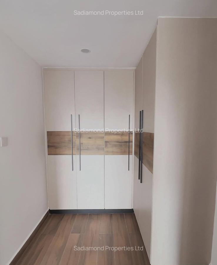 2 Bed Apartment with En Suite in General Mathenge - 2