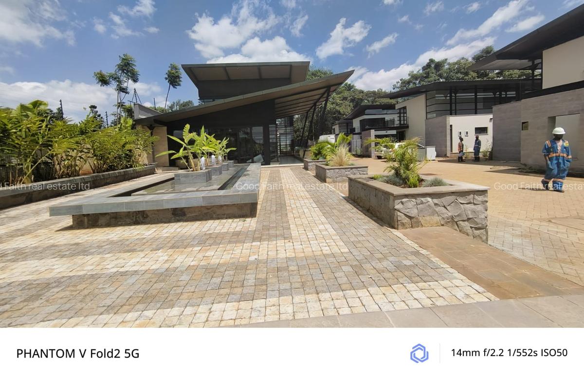 4 Bed House with En Suite in Kiambu Road - 2