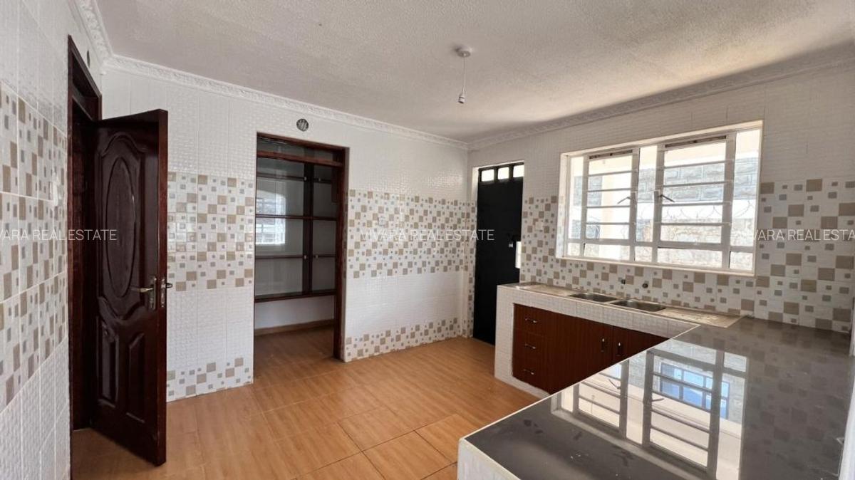 4 Bed Villa with En Suite in Ngong Road - 4