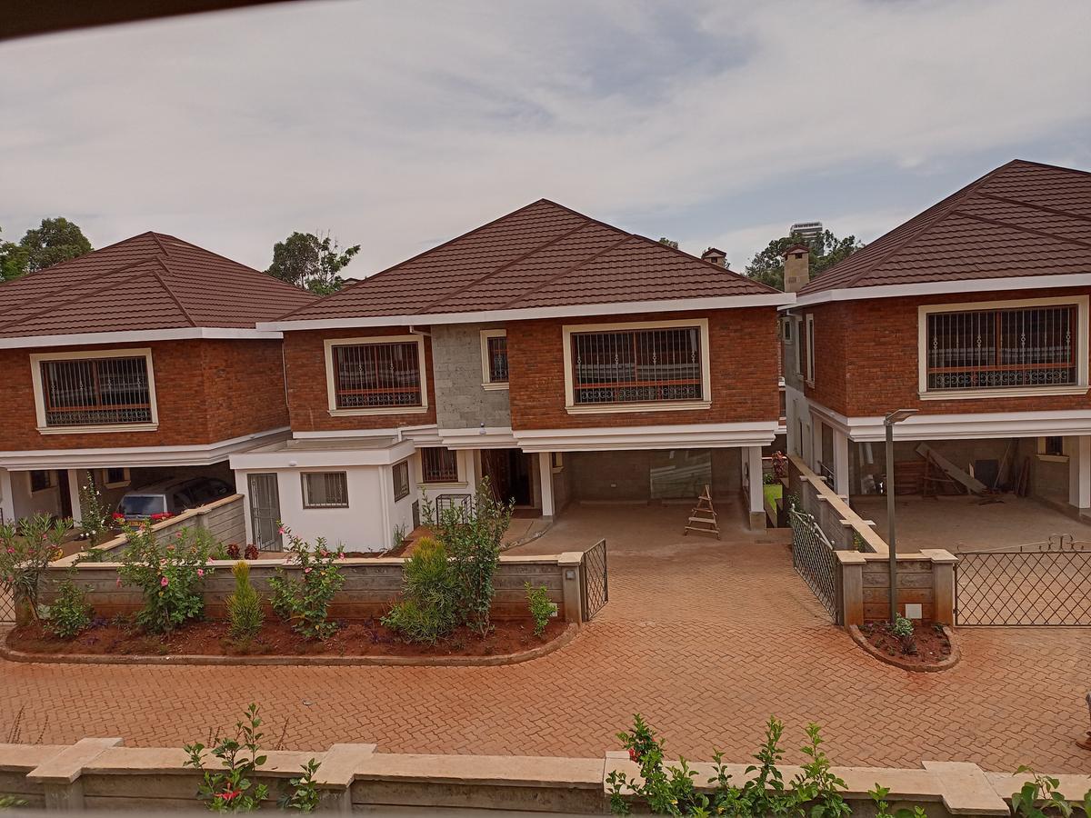 5 Bed House with En Suite at Kyuna - 17