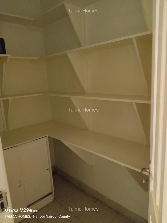 3 Bed Apartment with En Suite at Kilimani - 7