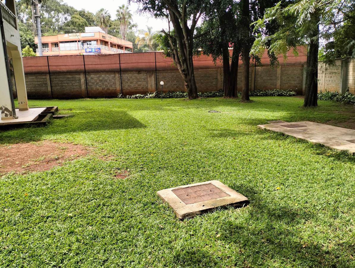 5 Bed Townhouse with En Suite in Lavington - 20