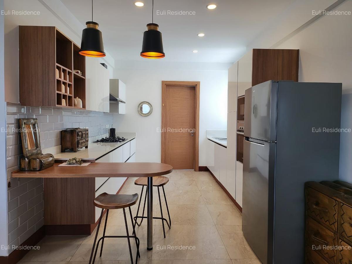 Furnished 3 Bed Apartment with En Suite at City Park Drive - 9