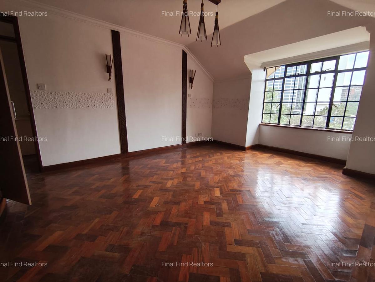 3 Bed Apartment with Swimming Pool in State House - 7