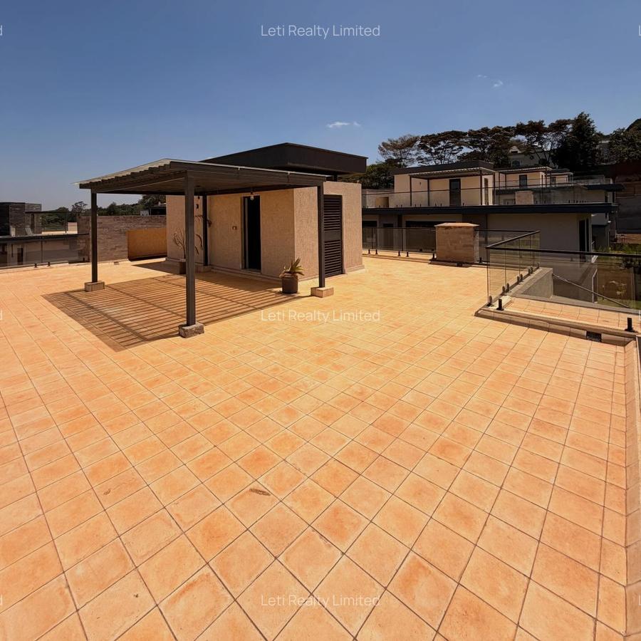 4 Bed Townhouse with En Suite in Loresho - 10