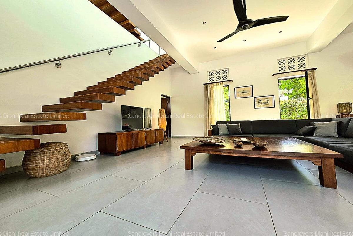 4 Bed Villa with En Suite in Diani - 8