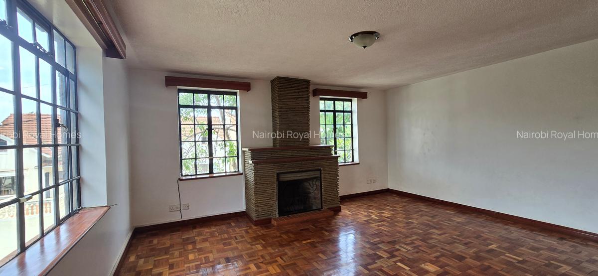 5 Bed Townhouse with En Suite at Lavington Green - 15