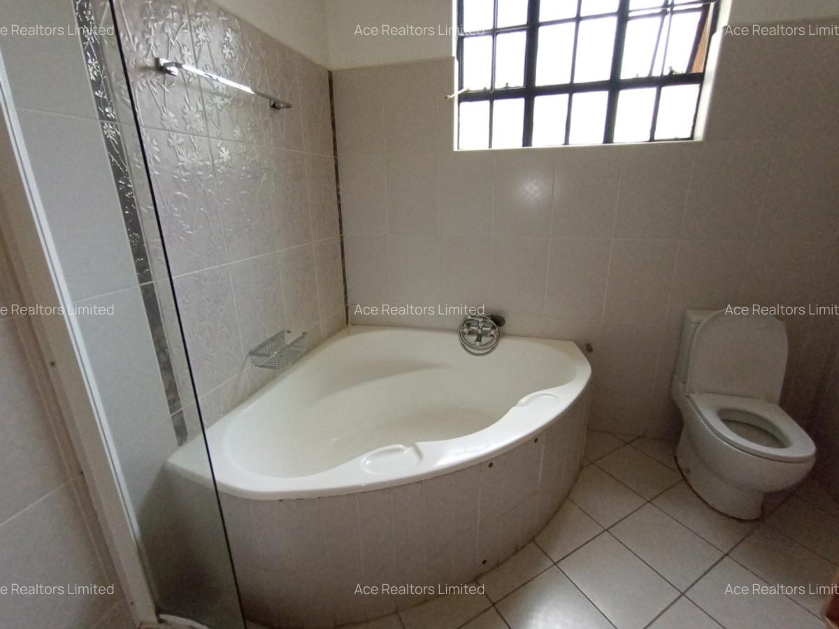 3 Bed Apartment with En Suite at Rhapta Road - 16