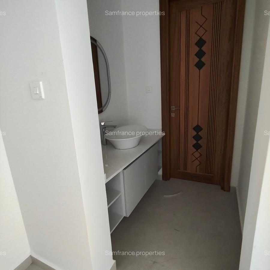 Serviced 3 Bed Apartment with En Suite at Mount Kenya Road - 7