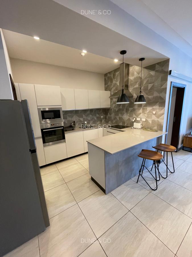 Serviced 2 Bed Apartment with En Suite in Westlands Area - 12