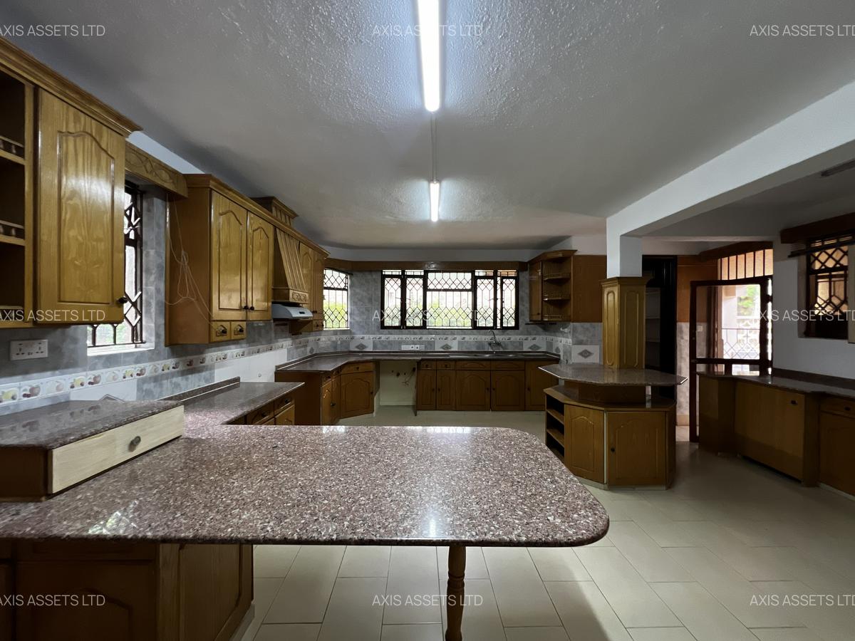 5 Bed Villa with En Suite at Runda Grove - 18